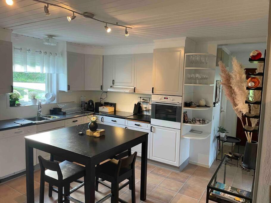 Harmonisk Villa โซเดอร์ฮามน์ ภายนอก รูปภาพ